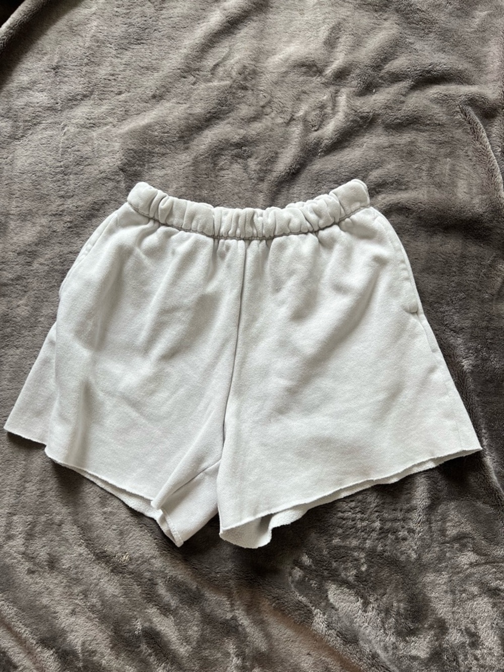 aerie White High-Waist Elastic Casual Shorts